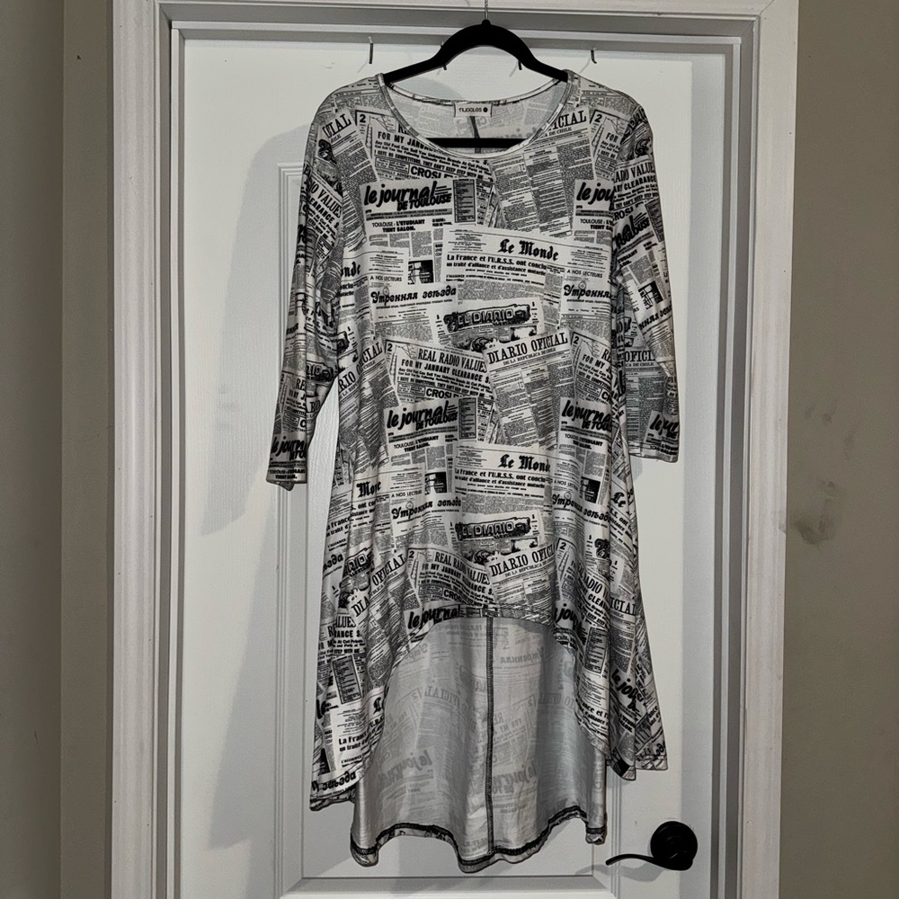 Stylish Black and White Newspaper Print blouse